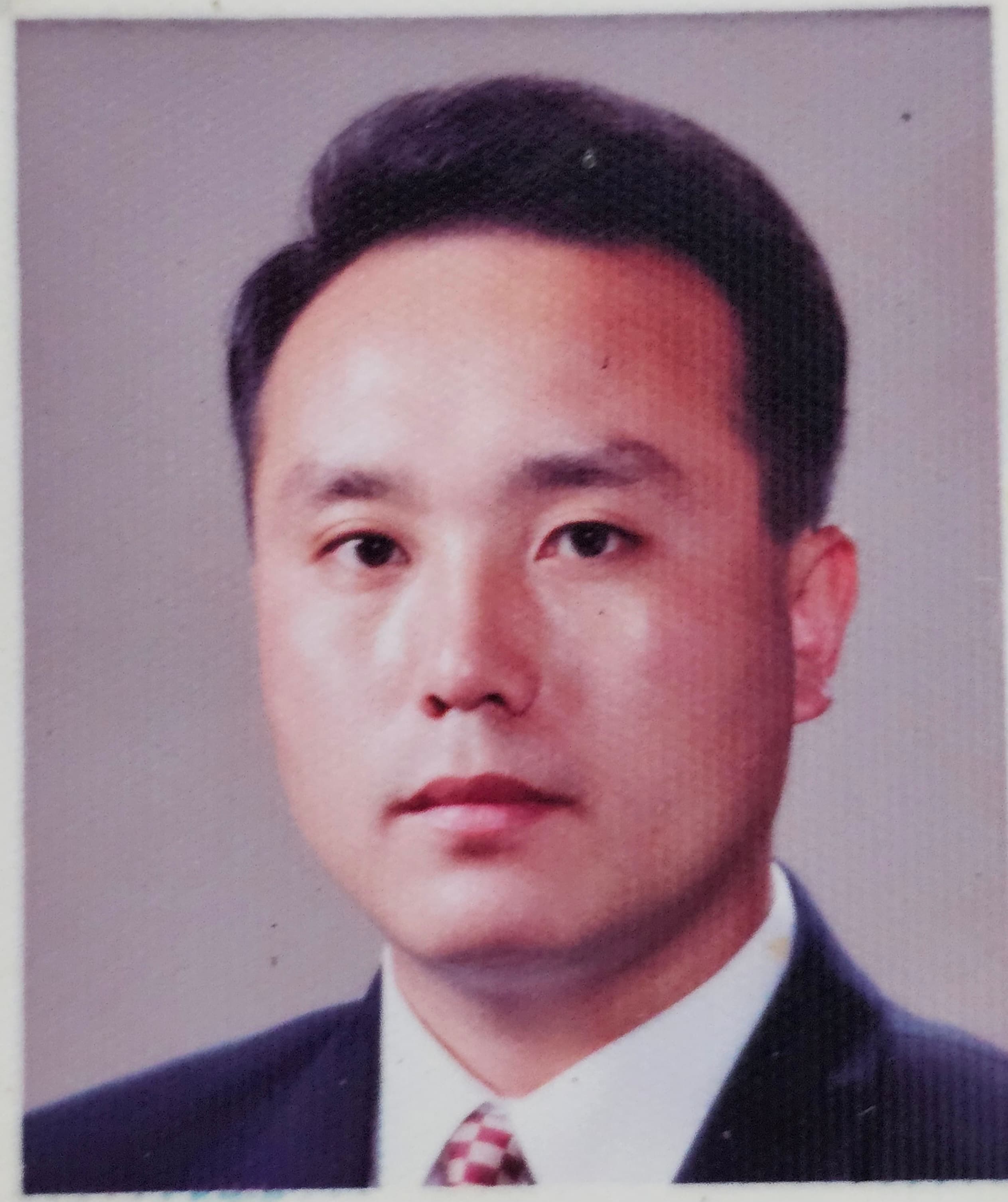 Young-Moon Jin - Sales Representative