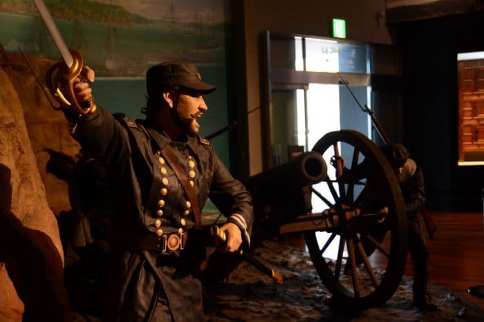 ganghwa-history-museum-shinmiyangyo-exhibit-soldier